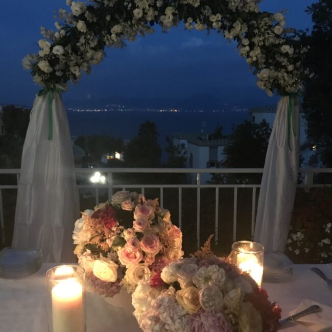 vista dalla terrazza sul Golfo di Napoli a Villa Vittoria Posillipo